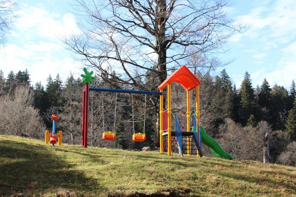 The Valley Bakuriani Mountinn Экстерьер фото
